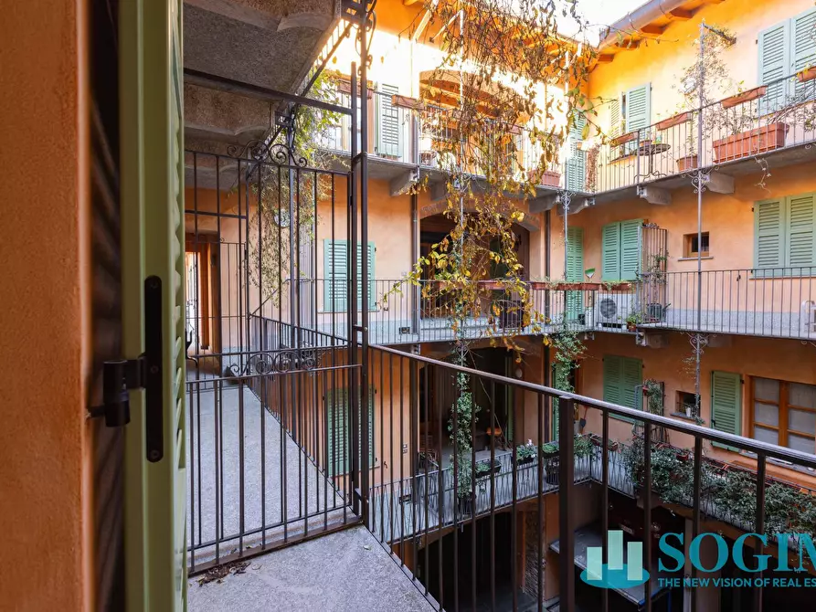 Immagine 18 di Appartamento in affitto  in Via Cinque Giornate a Como