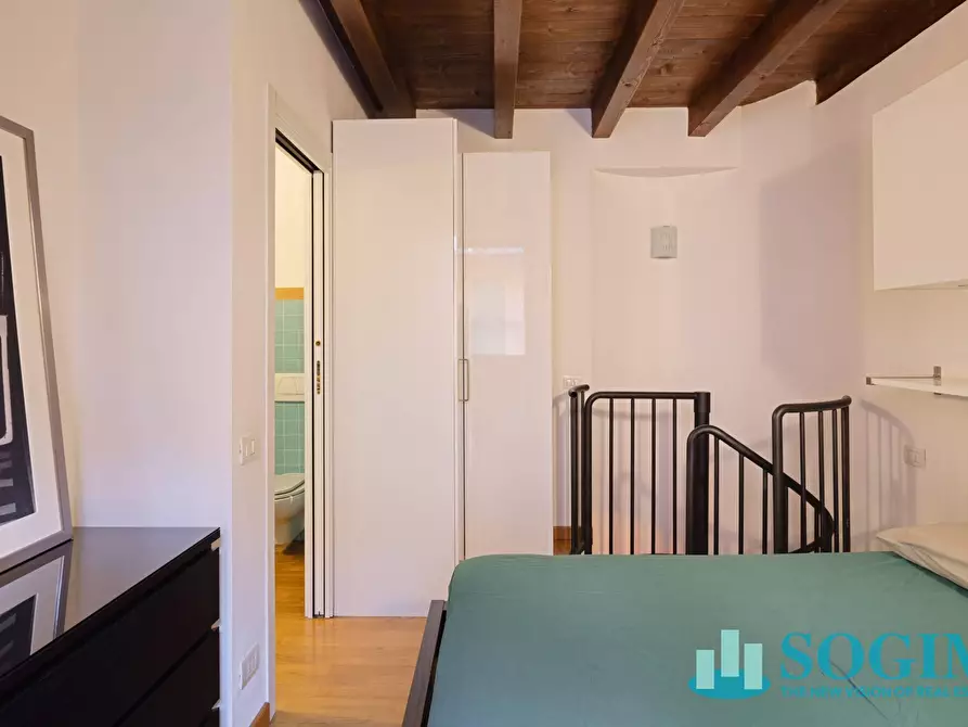 Immagine 17 di Appartamento in affitto  in Via Cinque Giornate a Como