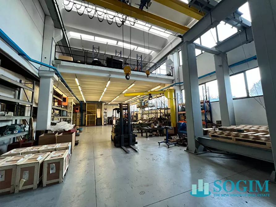 Immagine 12 di Capannone industriale in vendita  in via alcide de gasperi a Marnate