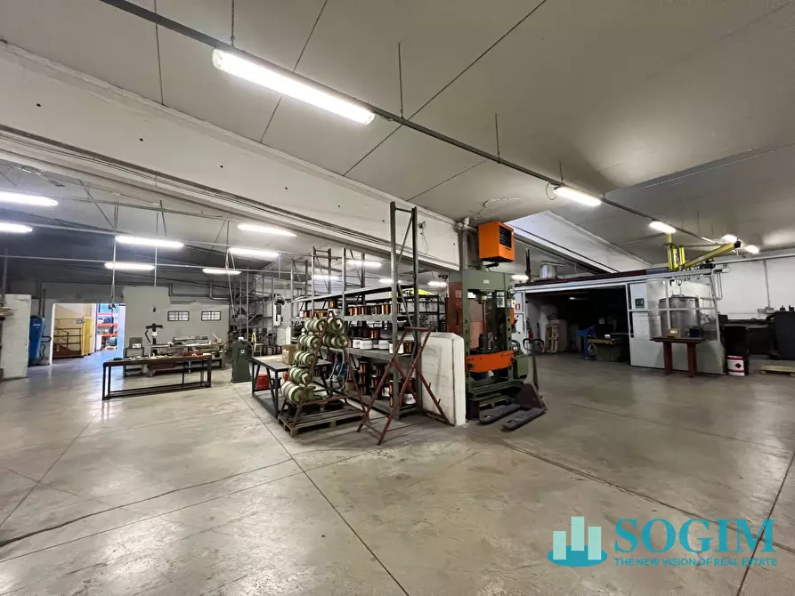 Immagine 17 di Capannone industriale in vendita  in via alcide de gasperi a Marnate