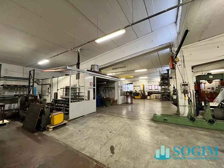 Immagine 20 di Capannone industriale in vendita  in via alcide de gasperi a Marnate