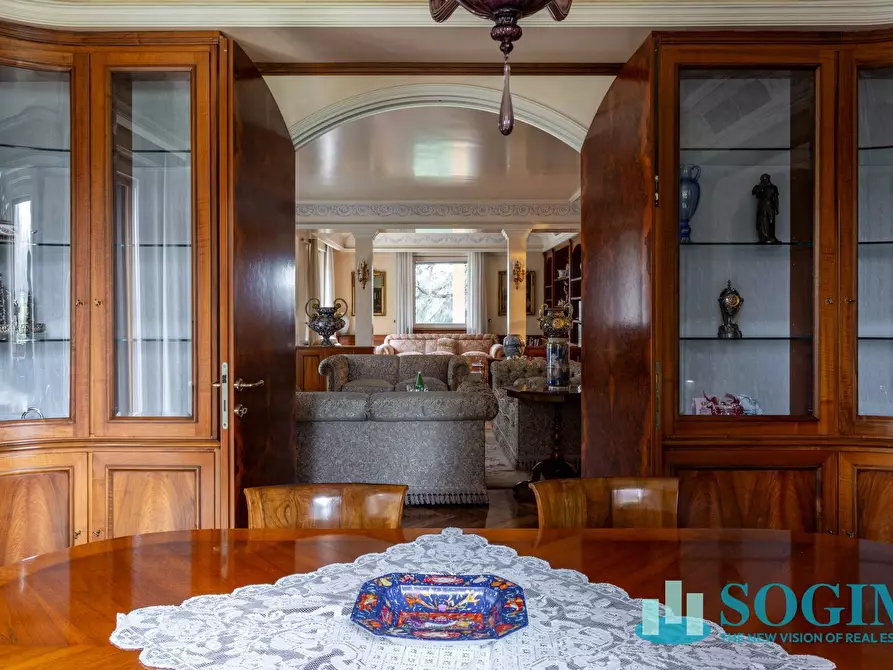 Immagine 9 di Villa in vendita  in Via Cristoforo Colombo a Cadorago