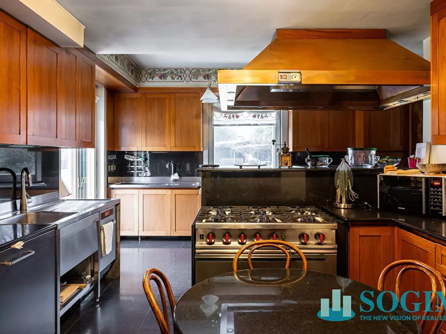 Immagine 11 di Villa in vendita  in Via Cristoforo Colombo a Cadorago