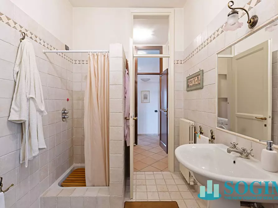 Immagine 26 di Villa in vendita  in Via Raffello Sanzio a Colle Brianza