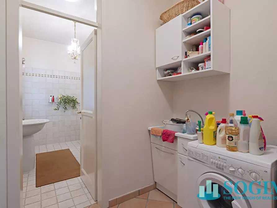 Immagine 27 di Villa in vendita  in Via Raffello Sanzio a Colle Brianza