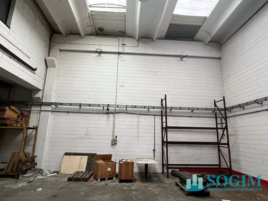 Immagine 2 di Capannone industriale in vendita  in via risorgimento a Gerenzano