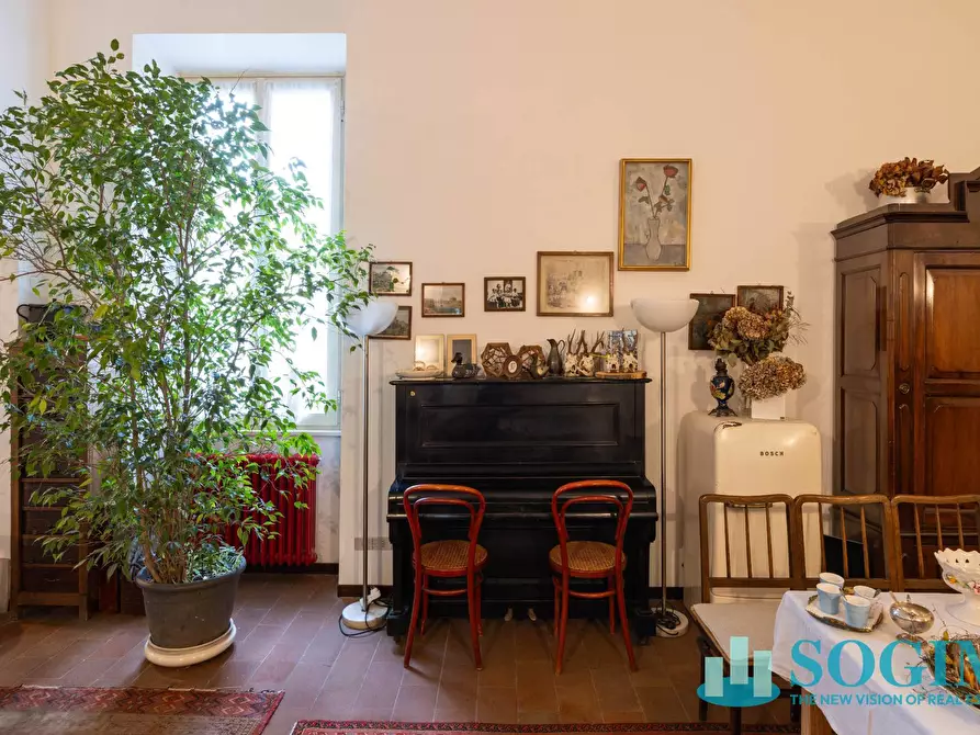 Immagine 22 di Villa in vendita  in Via Volta a Monza