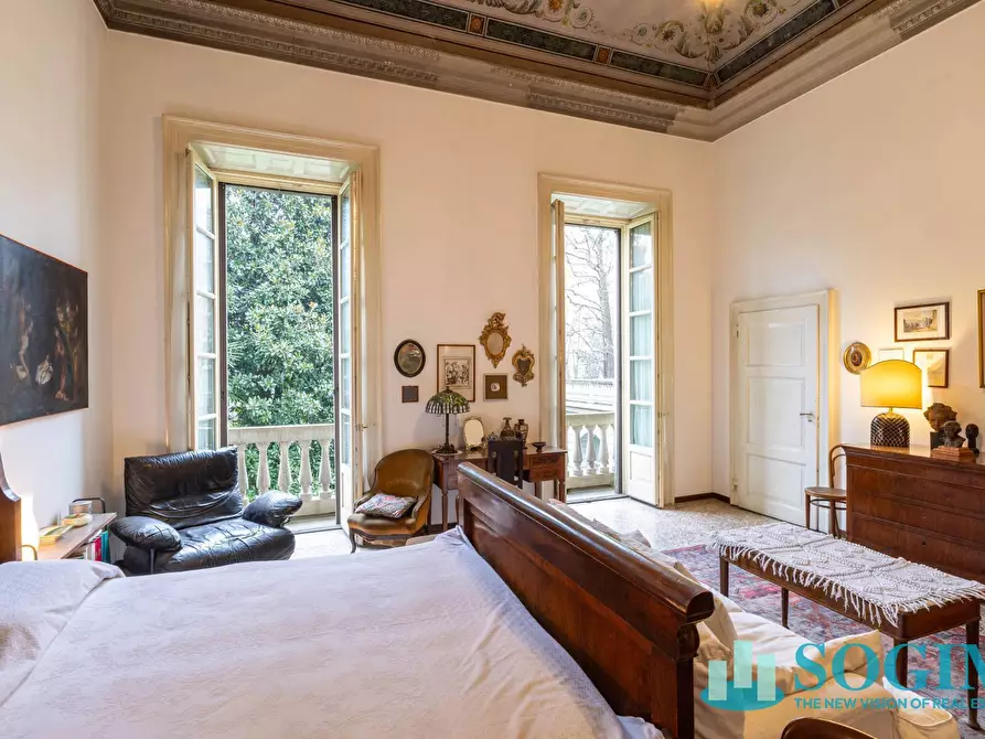 Immagine 25 di Villa in vendita  in Via Volta a Monza