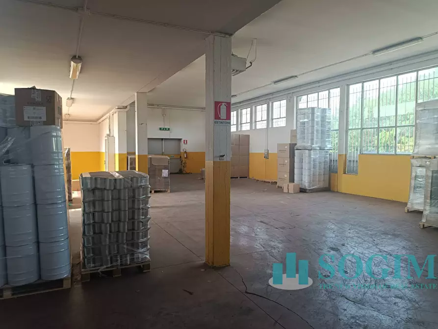 Immagine 12 di Capannone industriale in vendita  in Via Varese a Binago