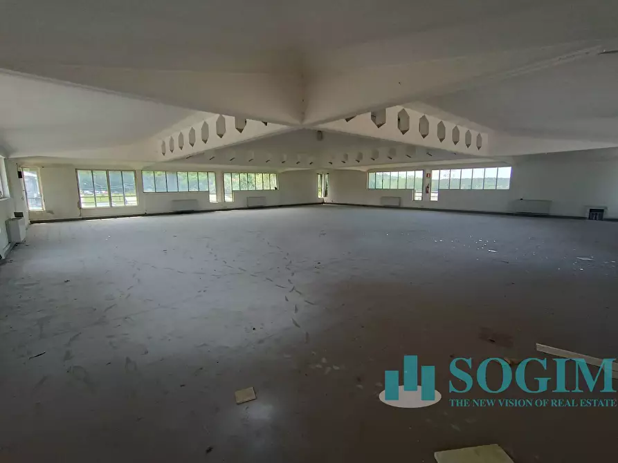 Immagine 18 di Capannone industriale in vendita  in Via Varese a Binago