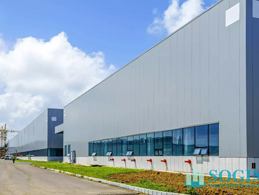 Immagine 7 di Terreno industriale in vendita  in Via varese a Binago