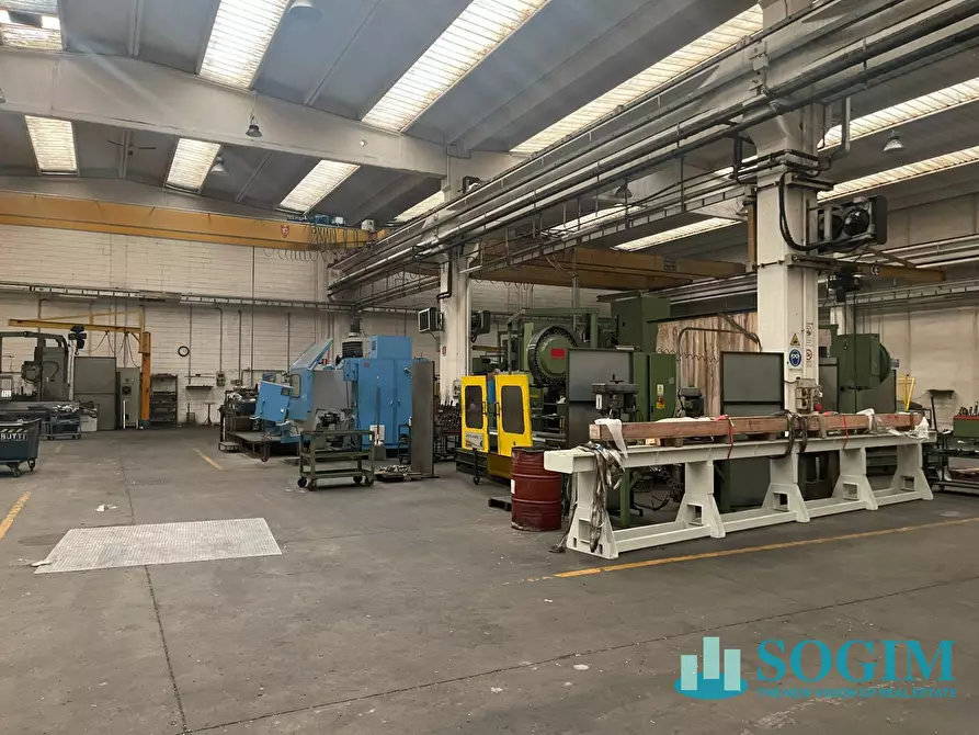 Immagine 2 di Capannone industriale in vendita  in viale europa a Brugherio