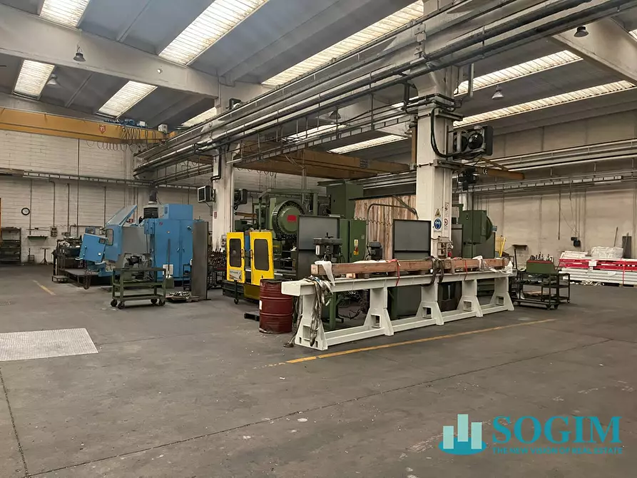 Immagine 3 di Capannone industriale in vendita  in viale europa a Brugherio