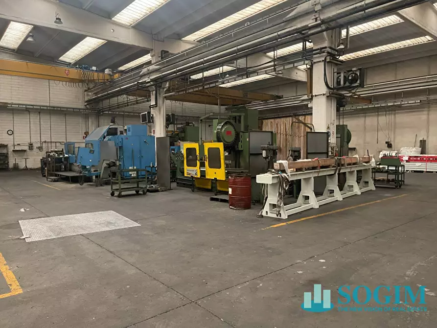 Immagine 4 di Capannone industriale in vendita  in viale europa a Brugherio