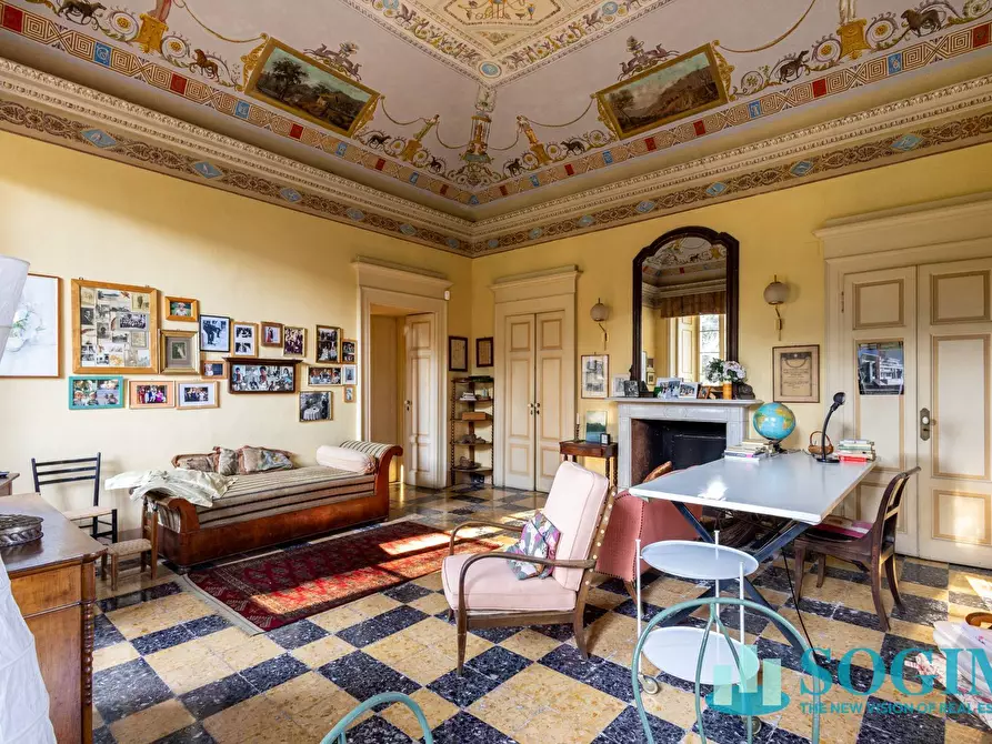 Immagine 5 di Villa in vendita  in Vicolo Giuseppe Parini a Tremezzina