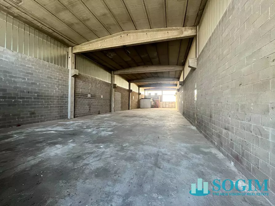 Immagine 5 di Capannone industriale in affitto  in via milano a Cerano