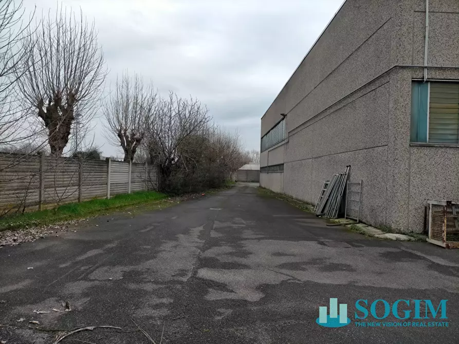 Immagine 2 di Capannone industriale in vendita  in VIA SERIO a Opera