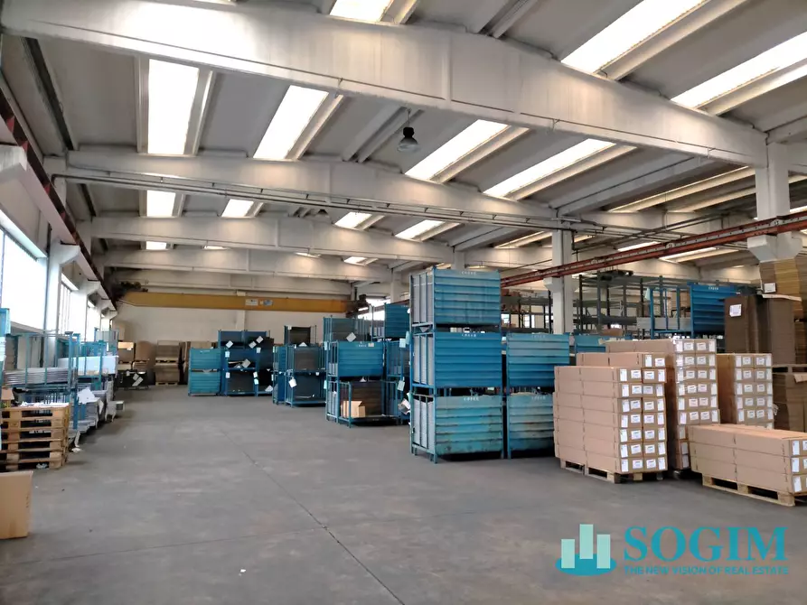 Immagine 10 di Capannone industriale in vendita  in VIA SERIO a Opera