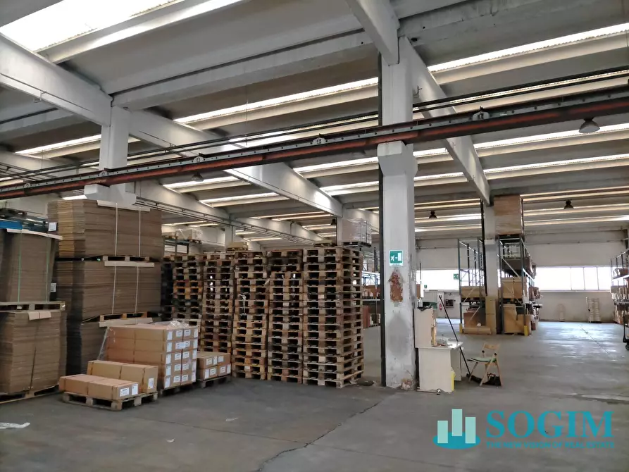 Immagine 12 di Capannone industriale in vendita  in VIA SERIO a Opera