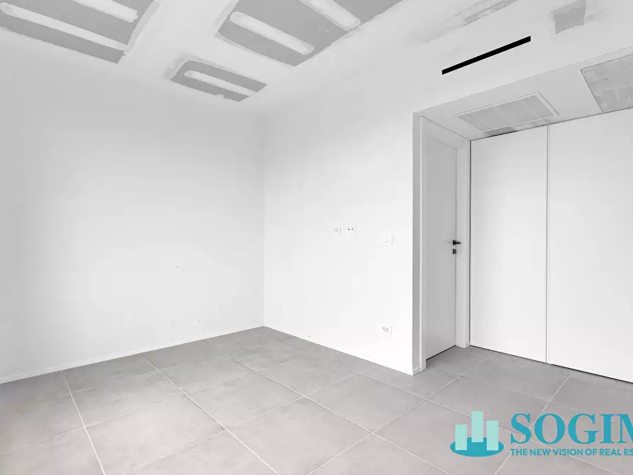 Immagine 14 di Attico in vendita  in Via Ivano Barberini a Sesto San Giovanni