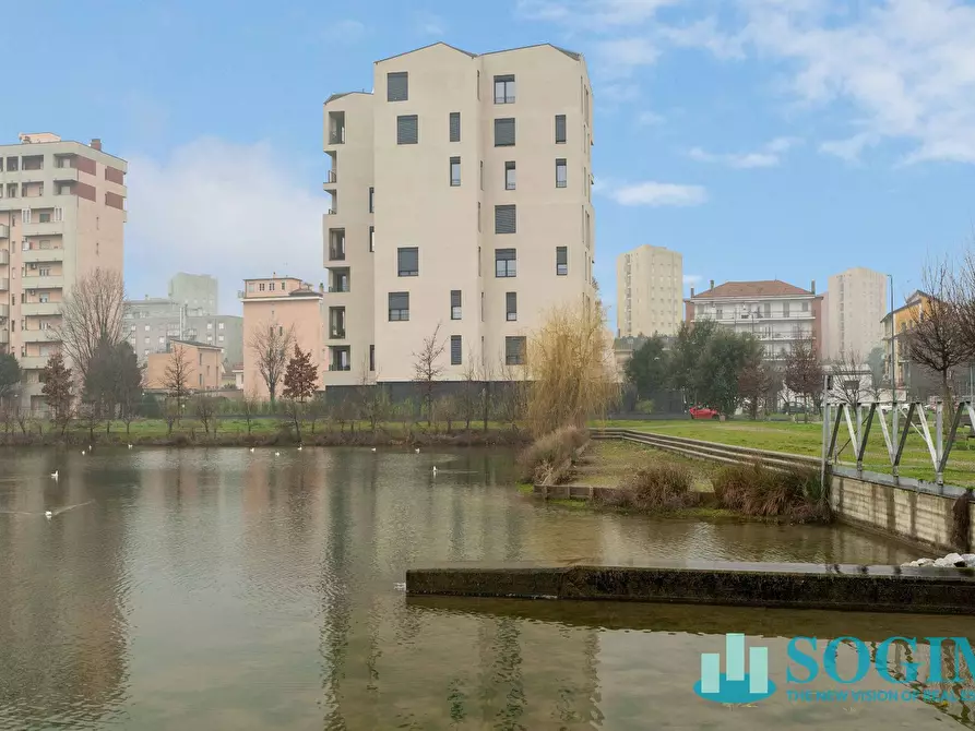 Immagine 28 di Attico in vendita  in Via Ivano Barberini a Sesto San Giovanni