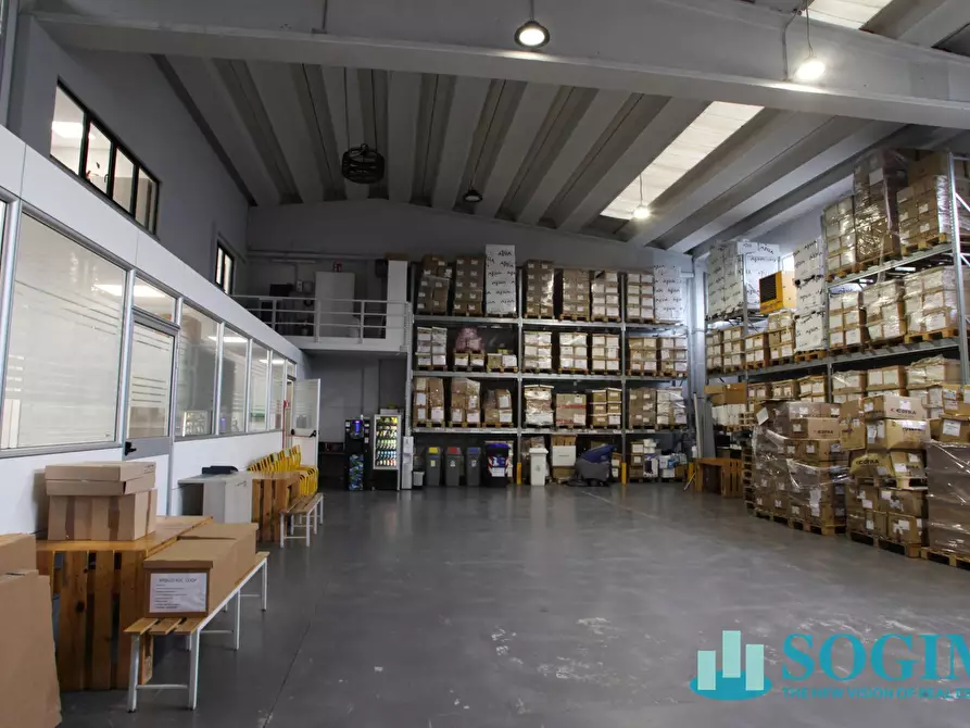Immagine 9 di Capannone industriale in vendita  in via della pace a San Giuliano Milanese