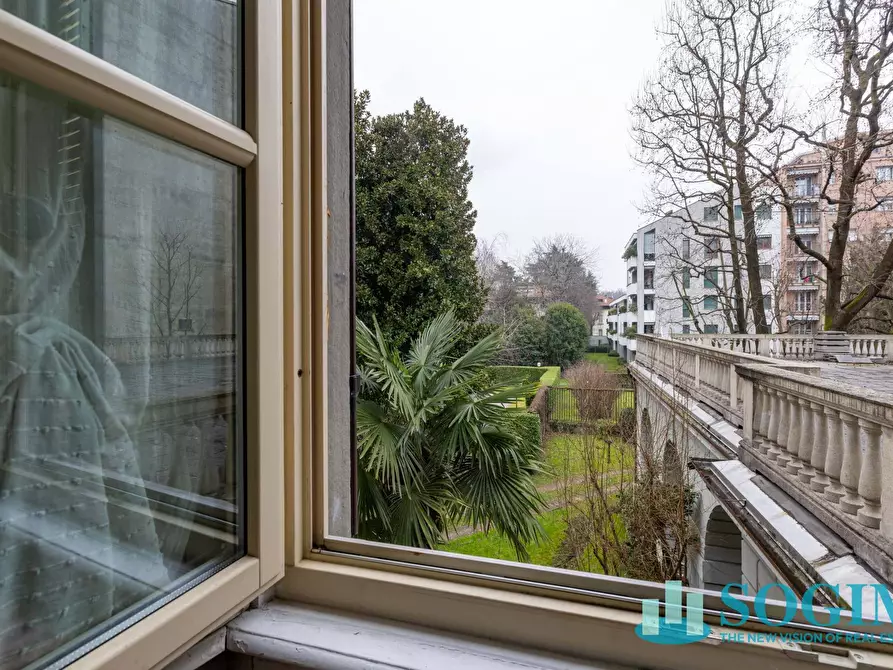 Immagine 26 di Appartamento in vendita  in Via Volta a Monza