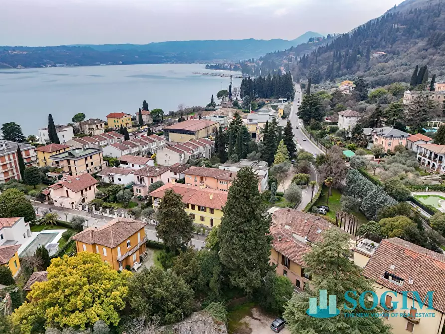 Immagine 24 di Appartamento in vendita  in via spiaggia d'oro a Salò
