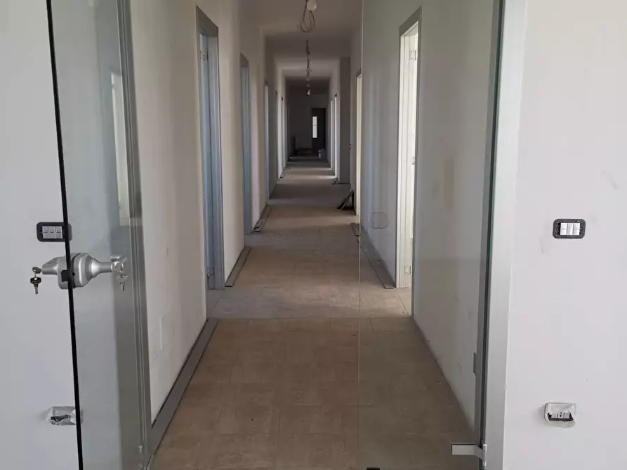 Immagine 28 di Capannone industriale in affitto  in Via Sirtori a Rho