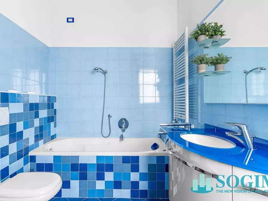 Immagine 27 di Appartamento in vendita  in Via Corridoni a Sesto San Giovanni