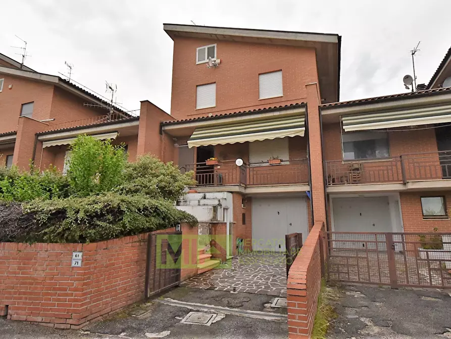 Immagine 22 di Appartamento in vendita  in sarnano a Sarnano