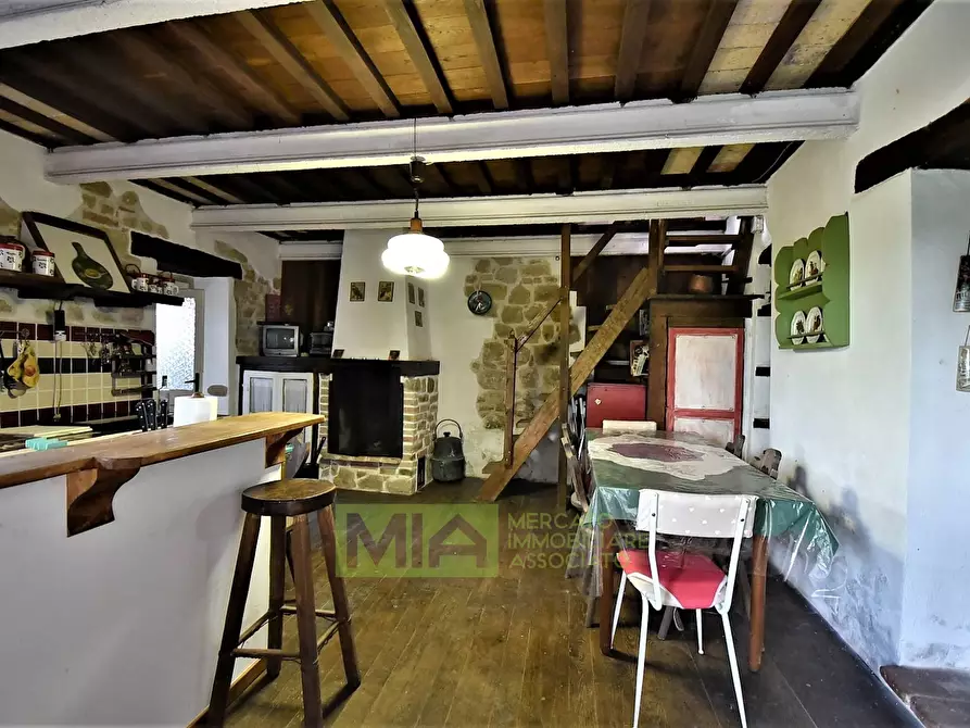 Immagine 3 di Casa indipendente in vendita  in villa botundoli a Amandola