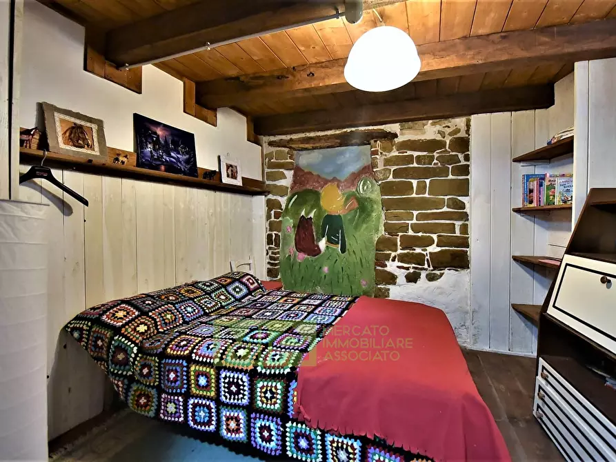 Immagine 8 di Casa indipendente in vendita  in villa botundoli a Amandola