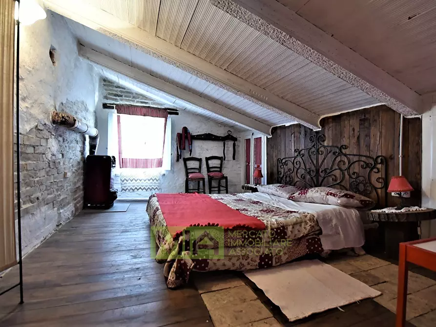 Immagine 16 di Casa indipendente in vendita  in villa botundoli a Amandola