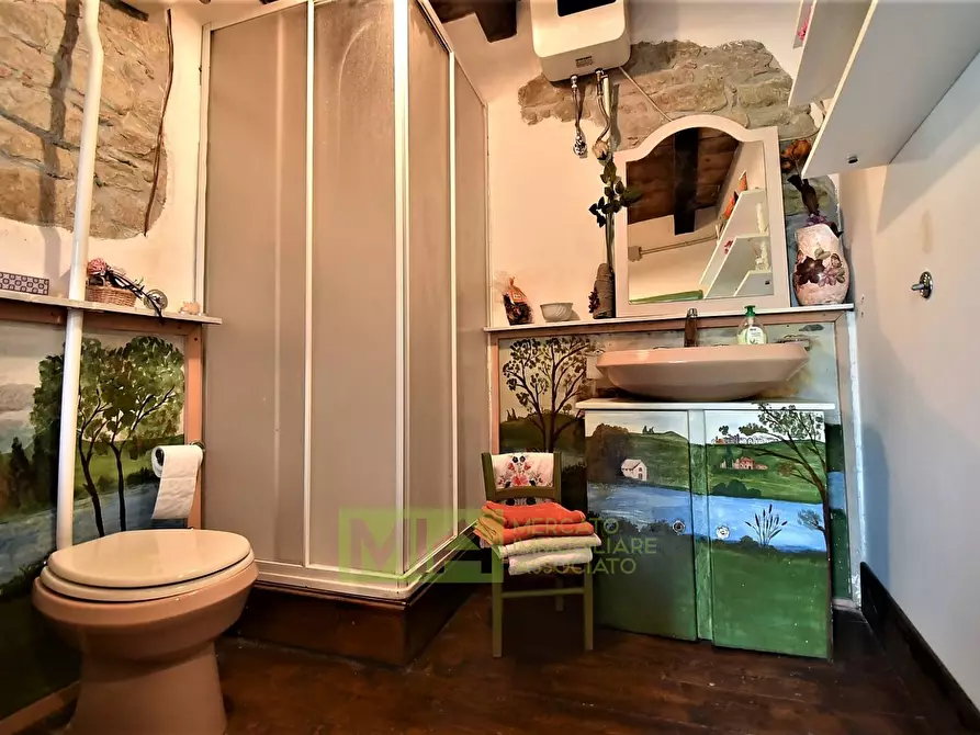 Immagine 17 di Casa indipendente in vendita  in villa botundoli a Amandola