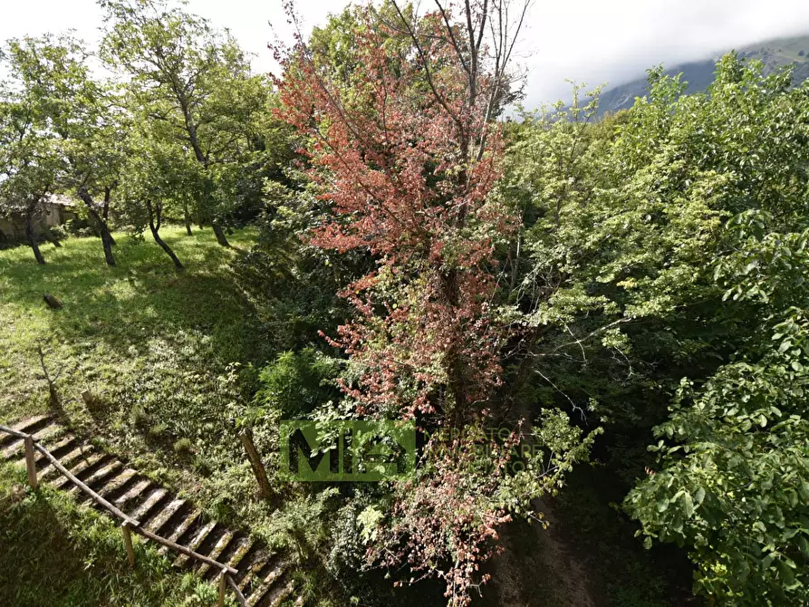 Immagine 26 di Casa indipendente in vendita  in villa garulla inferiore a Amandola