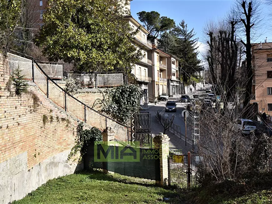 Immagine 13 di Villa in vendita  in fabio filzi a Amandola