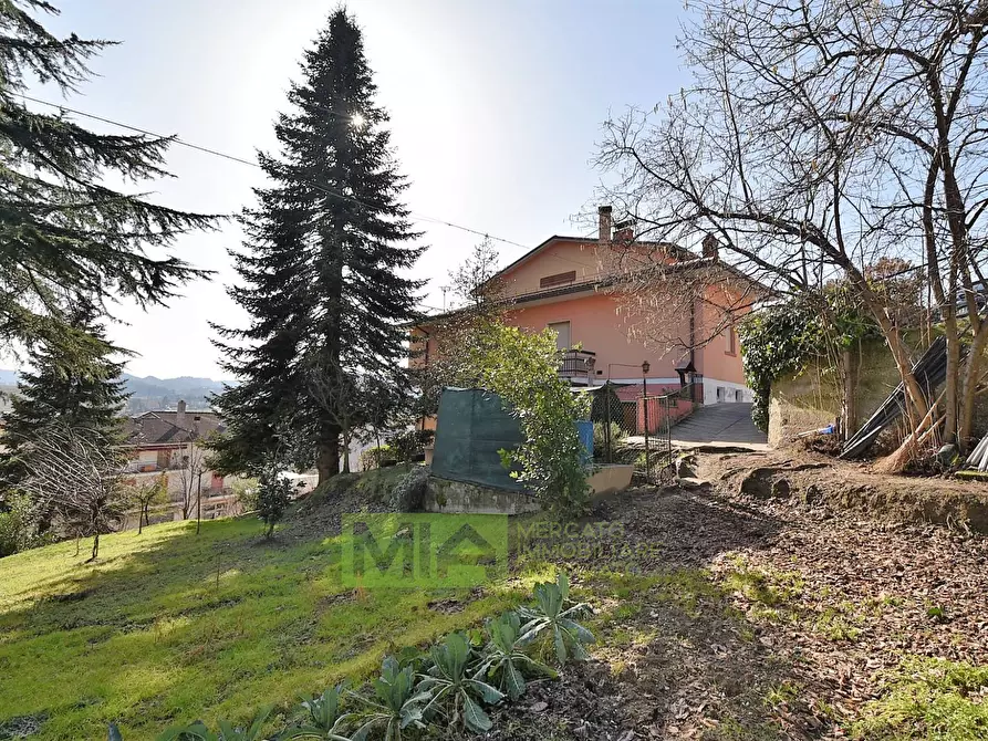 Immagine 14 di Villa in vendita  in fabio filzi a Amandola