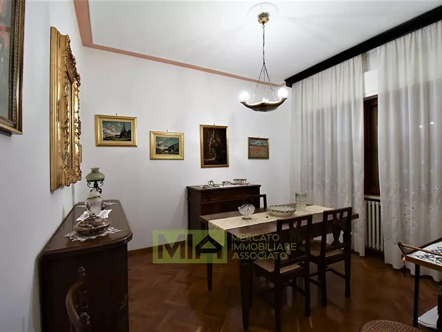 Immagine 21 di Villa in vendita  in fabio filzi a Amandola