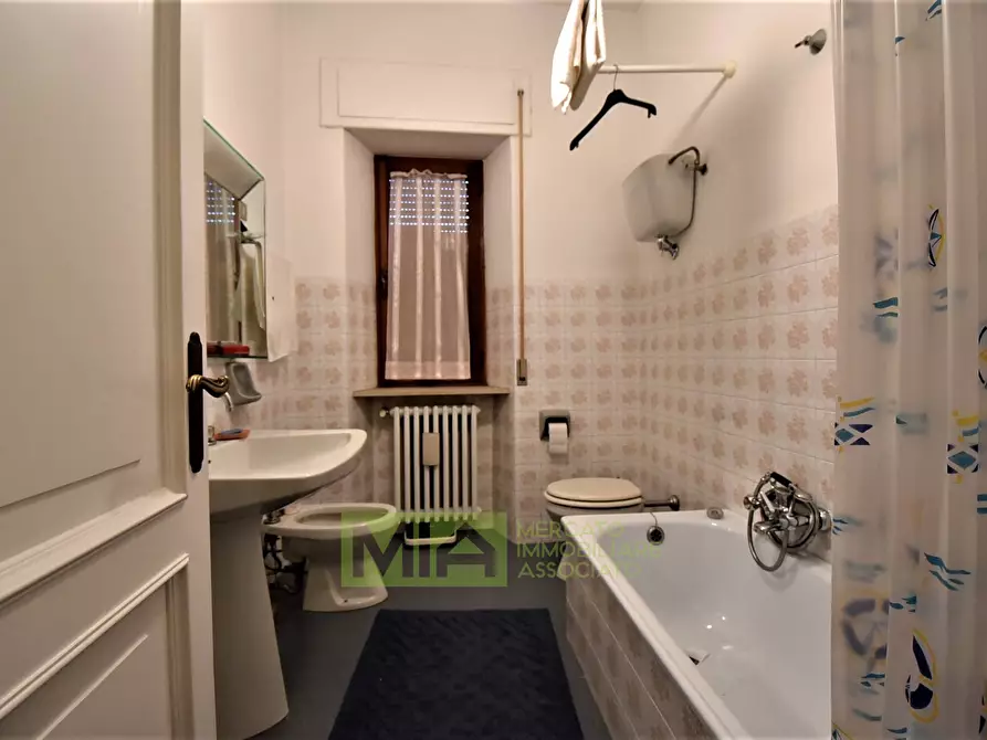 Immagine 26 di Villa in vendita  in fabio filzi a Amandola