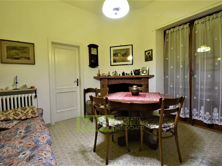 Immagine 29 di Villa in vendita  in fabio filzi a Amandola