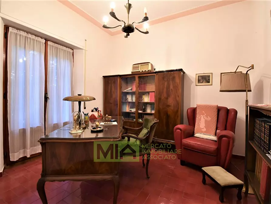 Immagine 30 di Villa in vendita  in fabio filzi a Amandola