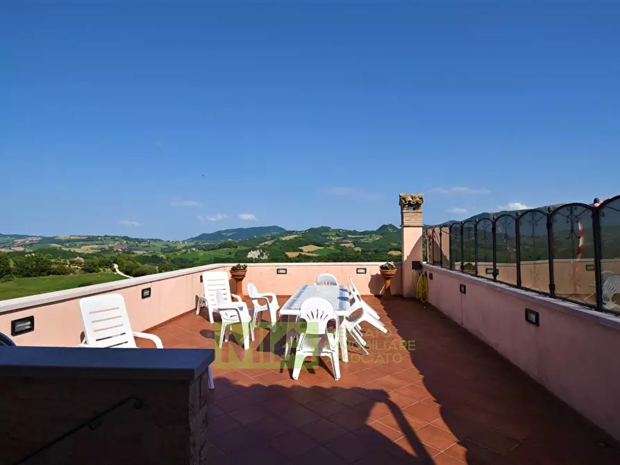 Immagine 21 di Villa in vendita  in serra a Cagli