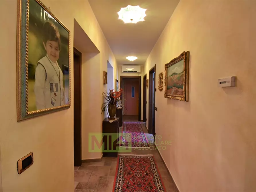 Immagine 24 di Villa in vendita  in serra a Cagli