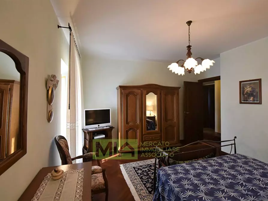 Immagine 29 di Villa in vendita  in serra a Cagli