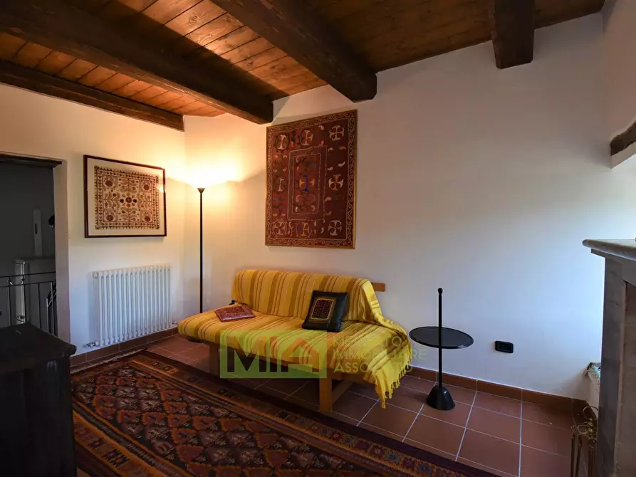 Immagine 11 di Casa indipendente in vendita  in Contrada Migliarucci a Sarnano