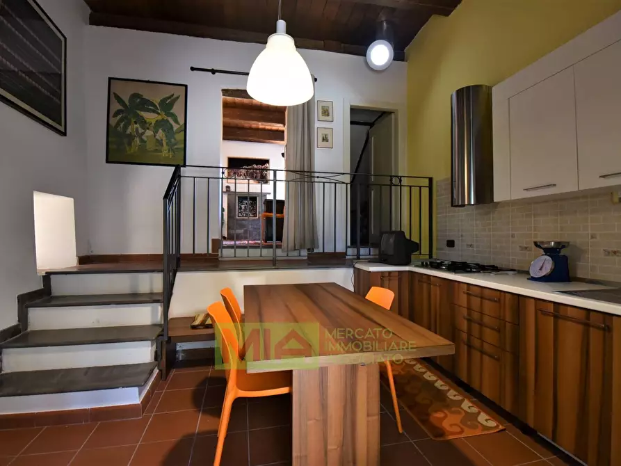 Immagine 4 di Casa indipendente in vendita  in Contrada Migliarucci a Sarnano