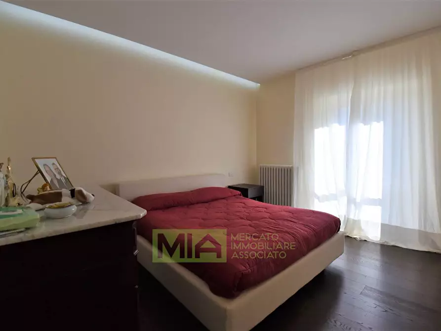 Immagine 25 di Casa indipendente in vendita  in frazione morico a San Ginesio