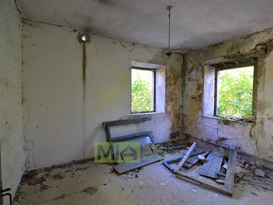 Immagine 16 di Rustico / casale in vendita  in contrada corneto a Carassai