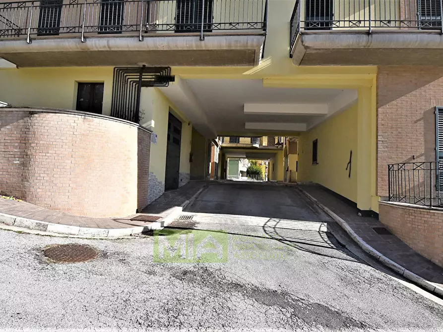 Immagine 6 di Appartamento in vendita  a Amandola